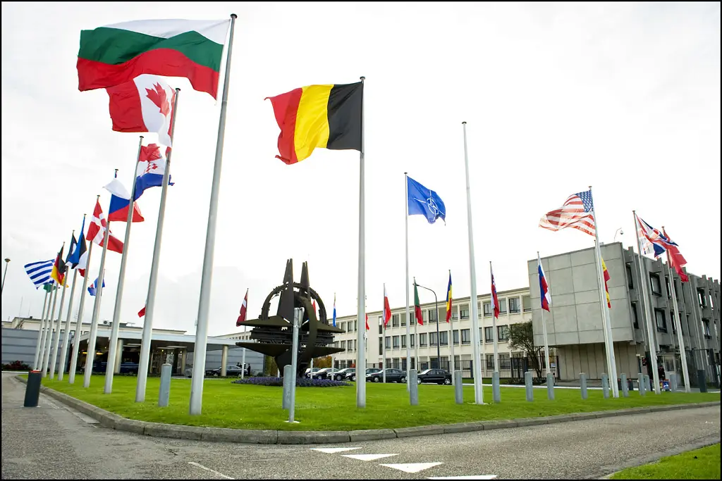 No momento, você está visualizando Por que a OTAN quer expandir na Europa em 2026